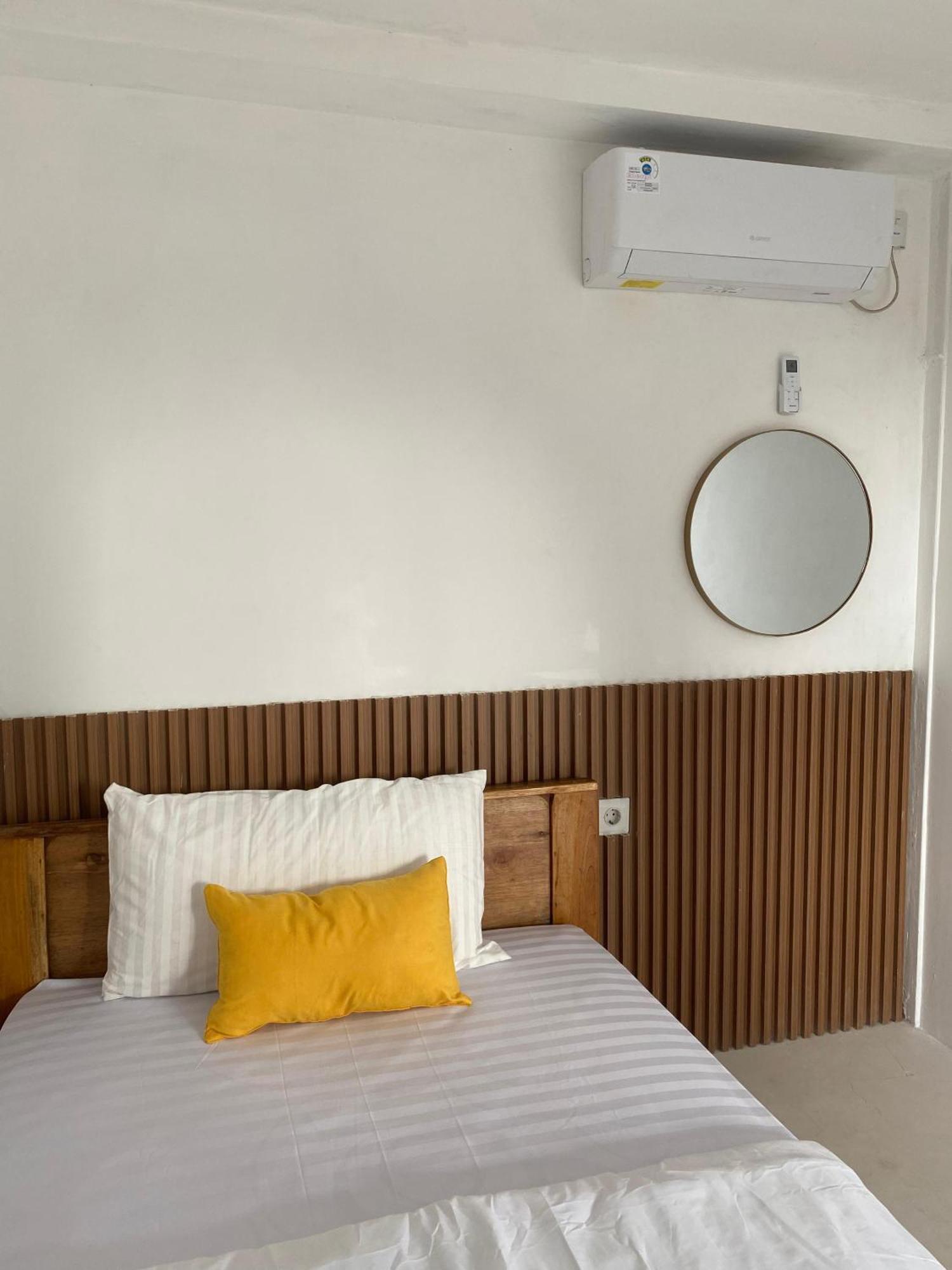 Wija'S Bali Homestay Legian  Exterior photo